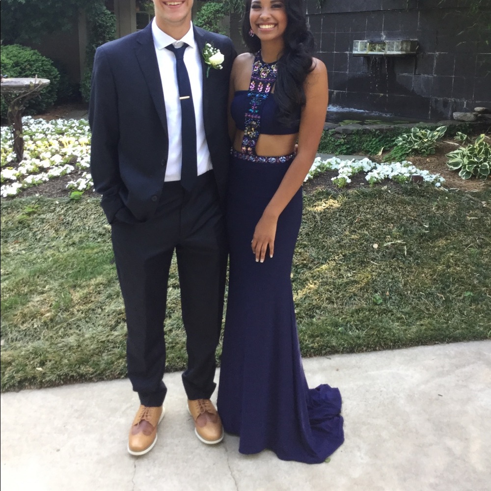Stunning prom dress!!! - Picture 8 of 8